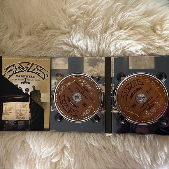 The Eagles 2/DVD Farewell Tour - Live From Melbourne 2005 Set - Picture 6 of 6